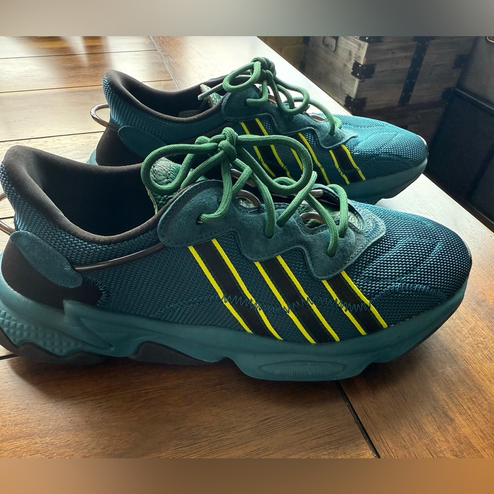 Adidas Pusha T x Ozweego 'King Push'